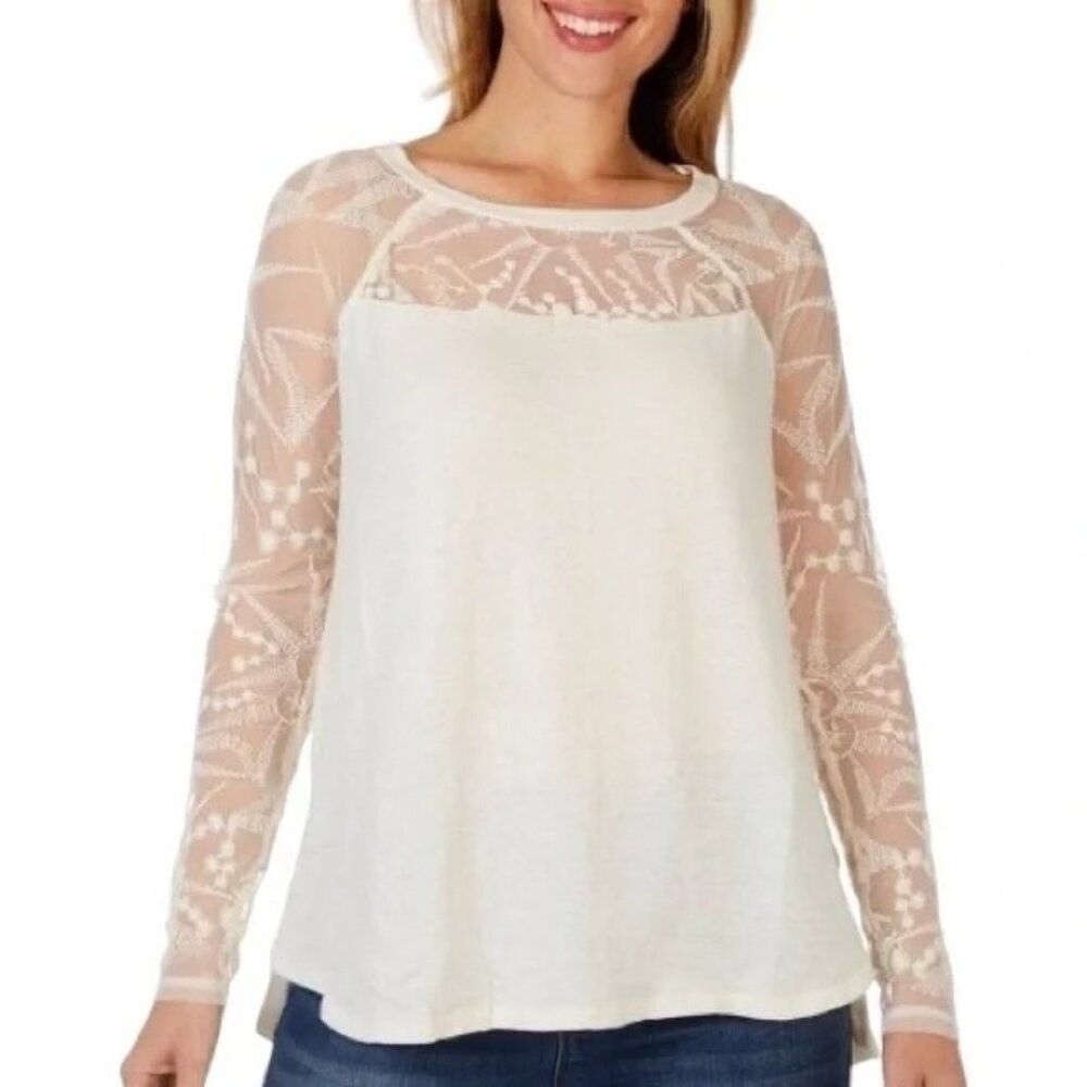 Free People Love Dove Lace Long Sleeve Tee Cream Shirt Tail Hem Size S - NWT - Picture 2 of 8